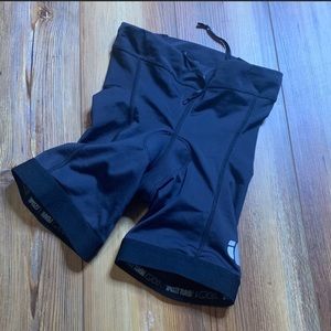 Pearl Izumi Padded Biking Shorts ✨